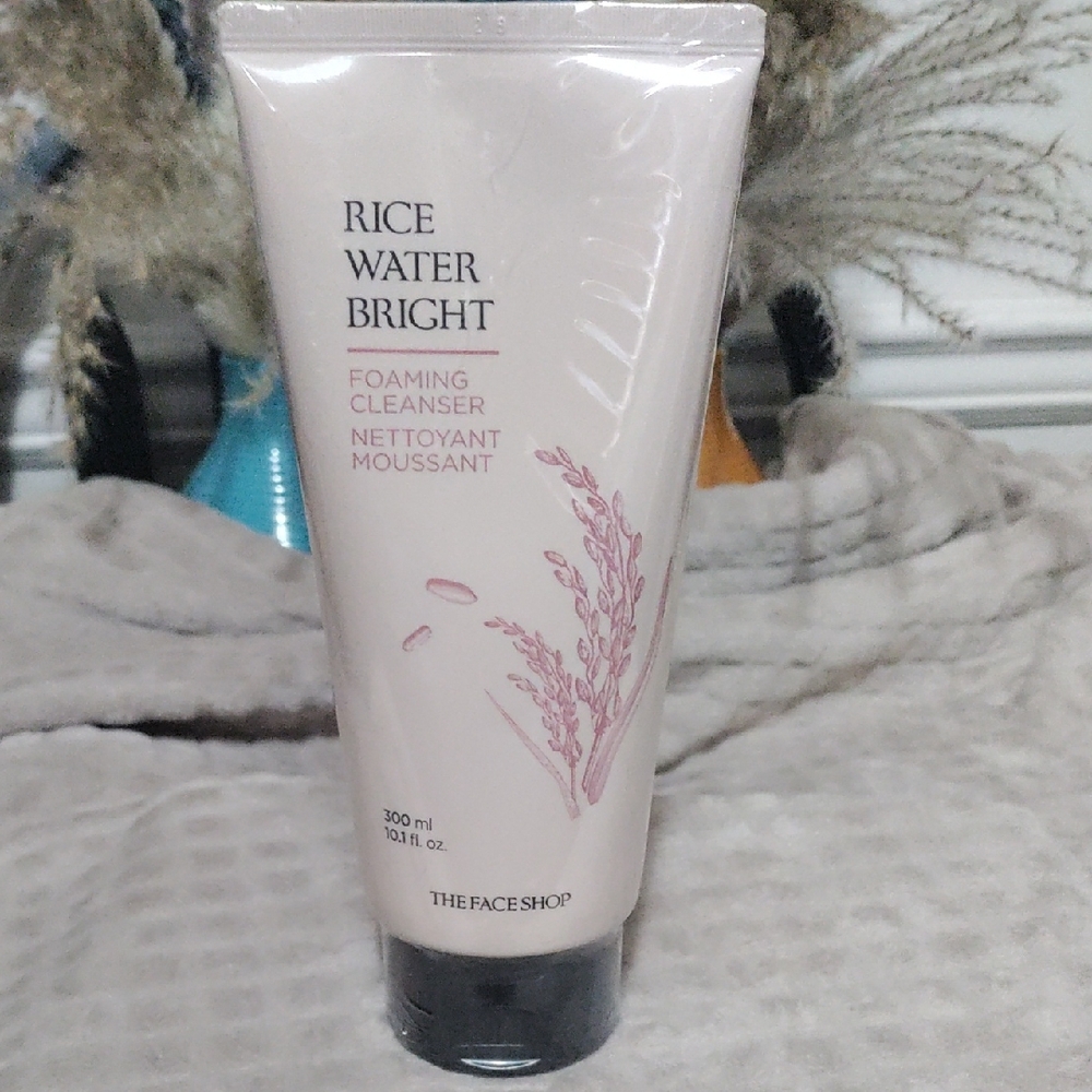 The Face Shop Rice Water Bright Cleanser